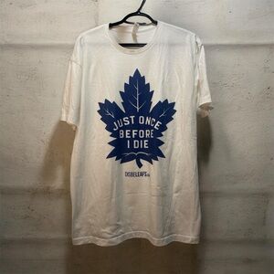 Maple Leafs White and Blue Graphic T-Shirt (NWOT)